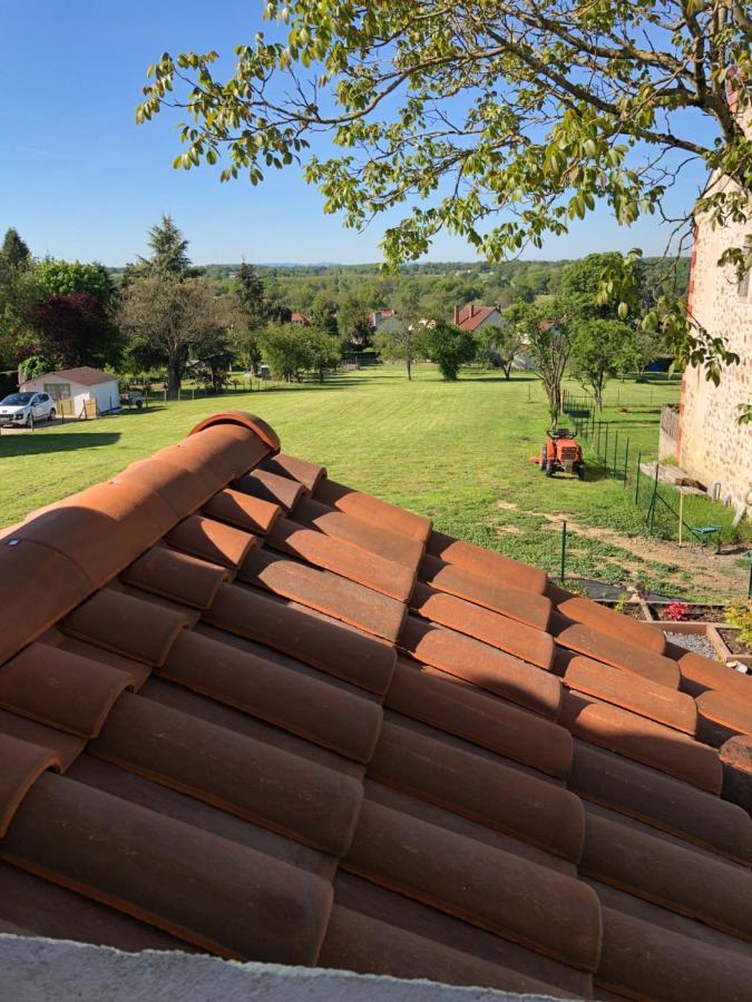 The Walnut Tree Gite Le Dorat Exterior photo